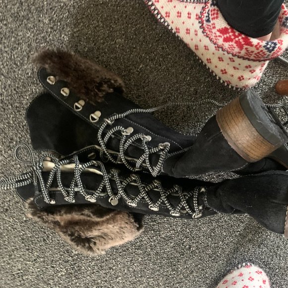 Lace up shearling lined fur trim bootsl - Picture 6 of 11